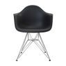 Cadeira-Eames-Eiffel-com-Braco-Polipropileno-cor-Preto-Base-Cromada---44923