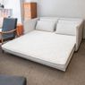 Sofa-Cama-Bed-2-Lugares-Assento-Tecido-Fendi-Base-Madeira-152-cm---69805